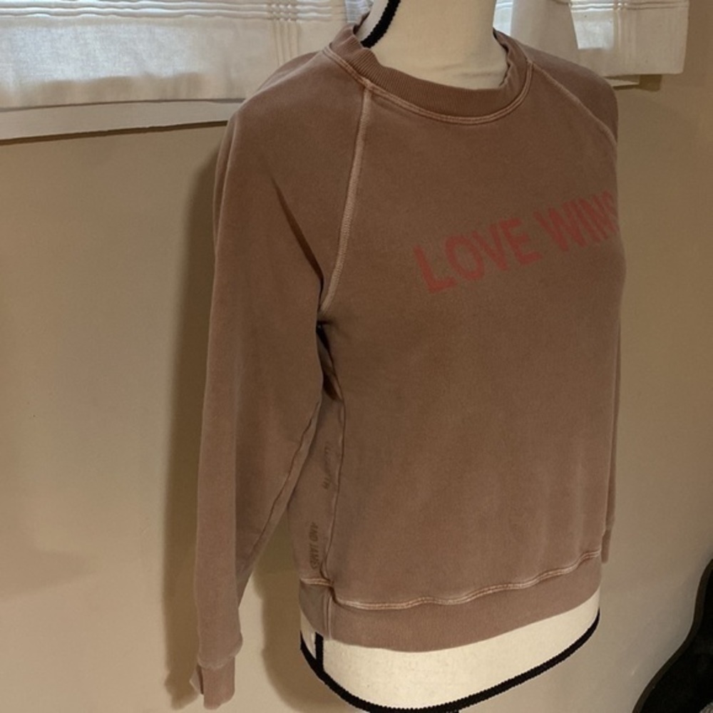 Elizabeth and James XS Love Wins crewneck VGUC - Picture 5 of 7